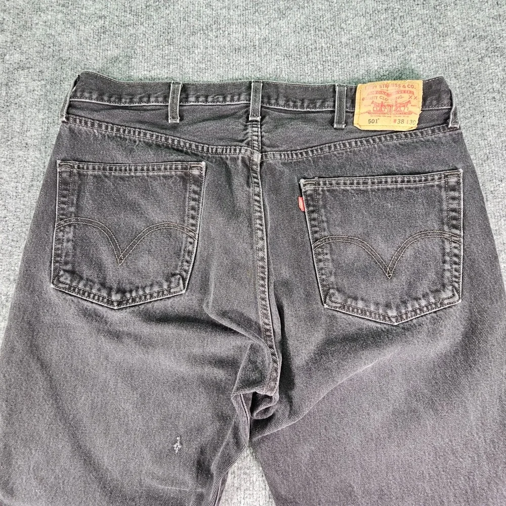 Vintage Levi's 501 Black Denim Jeans 37x26‎ Faded Charcoal Button Fly Y2K 2004